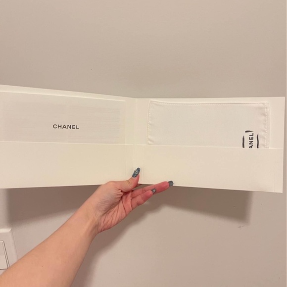 Chanel 22A Vanity Case – 2022 Limited Edition Green | Lambskin | With Box & Rece - Picture 3 of 5